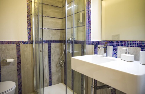 Giovinazzo Bed & Breakfast | Porto Di Mare Exclusive room "Scirocco room"
