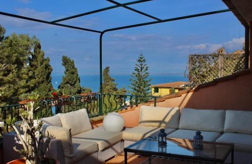 Porto Santo Stefano Apartment | [Porto S. Stefano] Elegant House + Swimming Pool