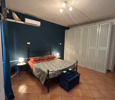 Busto Garolfo House | Posto letto in una camera condivisa