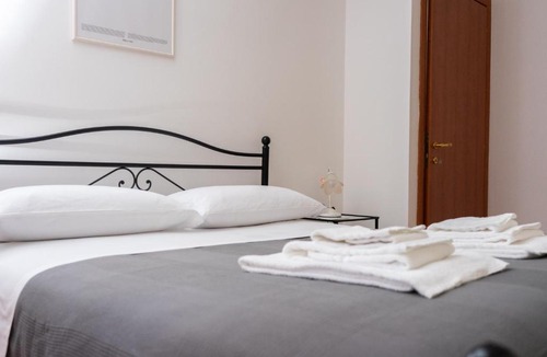 Cassino Apartment | Prestige White Apartment