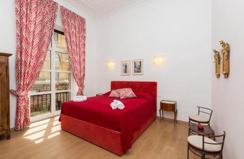 Rione II Trevi Apartment | Prestigious Apartment via Barberini