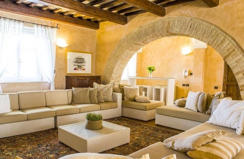 Montemaggiore al Metauro Villa | Prime Vacation Villa in Metauro Valley