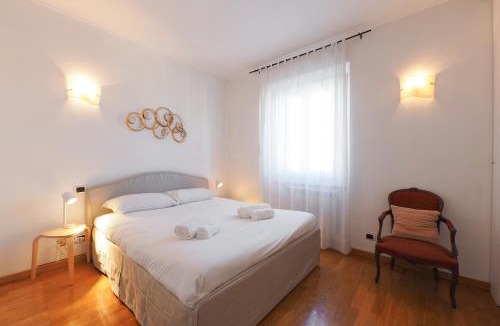 Porta Romana Apartment | PrimoPiano - MonteNero