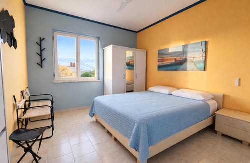 Mondragone Apartment | Private house with patio - 5 min from the sea - Garage