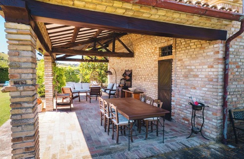 Potenza Picena Villa | Private Villa with private pool, A/C, WIFI, TV, terrace, panoramic view, close to Porto Recanati