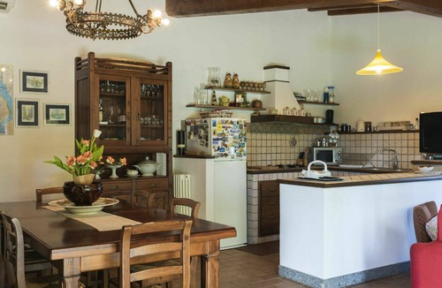 Vetralla House | Private Villa with private pool, A/C, hot tub, WIFI, TV, terrace, pets allowed, panoramic view