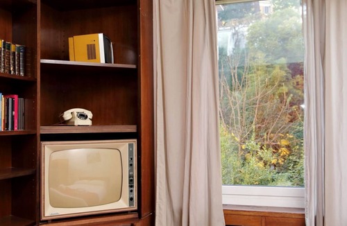 Trastevere Apartment | Quaint apartment with vintage furnishings for 6 in the heart of Trastevere