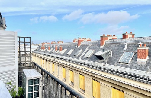 Milan Apartment | Quartier Latin exclusive 2 bedrooms with bathrooms, elevatore, AC, garage