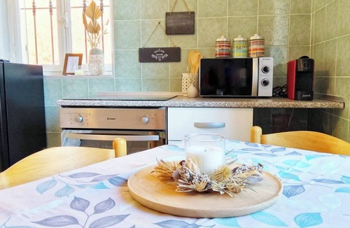 Graglia Apartment | QuickHome Eco 2.0 - One Bedroom Apartment, Sleeps 3