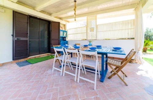 Marina di Casal Velino Villa | Quiet Villa Near the Sea
