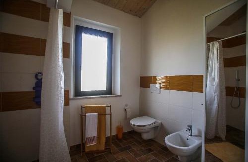 Serra de' Conti House | Quindici Alberi La Chioccia