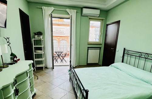 Portici Bed & Breakfast | RaRoom Colors