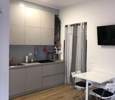 Quartiere XXIX Ponte Mammolo Apartment | Rebibbia Guest Art 2 Metro B