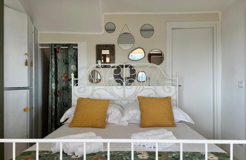 Potenza Picena House | Red House Accomodation Potenza Picena