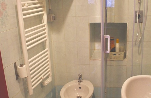 Gubbio Apartment | Red House Historical Center Holiday House