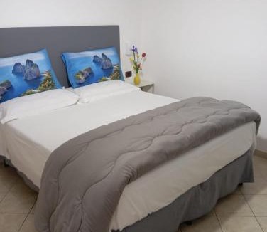 Portici House | Regency House Accoglienza
