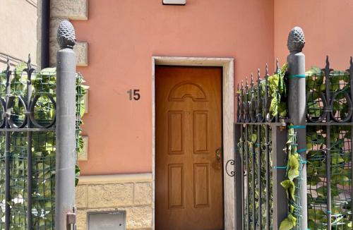 Reggio Calabria Apartment | Reggina's Retreat