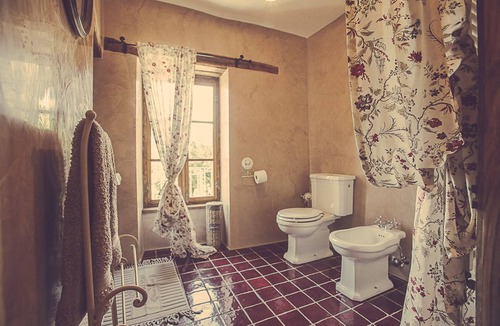 Pollone Bed & Breakfast | Relais di Charme "frazione Chiavolino"