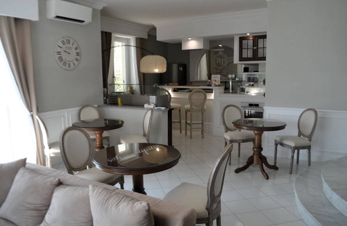 Baia Bed & Breakfast | Relais Tiaré Bed and Breakfast