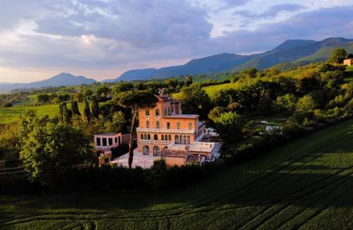 Matelica Resort | Relais Villa Flora Berta