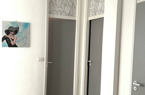 Turin Apartment | Relax with family or friends in this modern and unique accommodation.