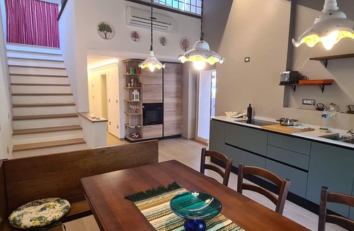 Fabriano Apartment | Relaxing - "Il Boschetto" with private pool near Frasassi Cave.