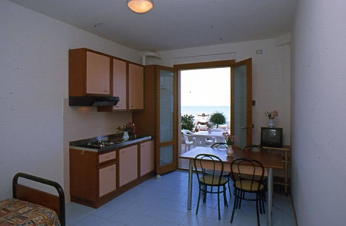 Massignano Apartment | Residence Club Azzurro