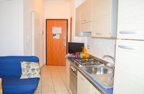 Pineto Apartment | Résidence Holiday Rendez Vous is located in the heart of Pineto, just a few steps from the beach and the main street. Apartment 57, on the SABBIA floor, is a mezzanine with access from the main entrance of the Residence.