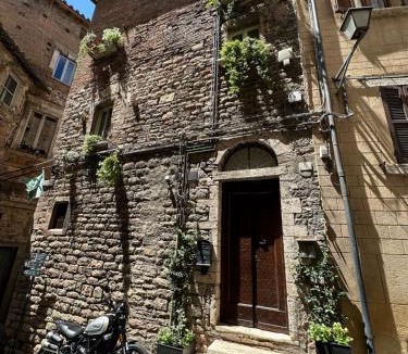 Old Town Apartment | Residenza la Mandorla