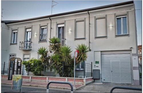 Trecate Bed & Breakfast | Residenza Le Palme