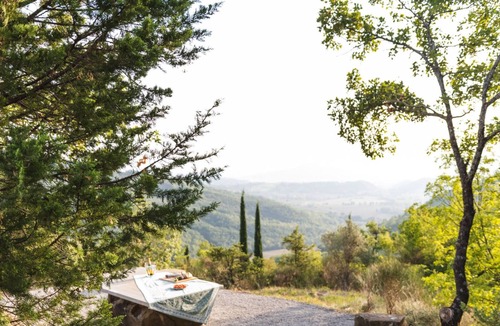 Montelovesco Villa | Restored olive farmhouse