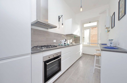 Vatican Apartment | Riccardo Grazioli Lante - Comfortable 2 Br By Halldis