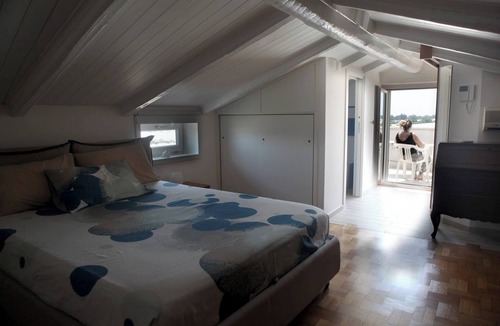 Pontecagnano Faiano House | Rilassante E Indipendente- La Rondinella -detacha