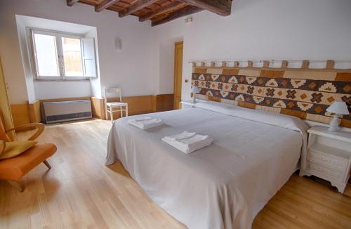 Rione VIII Sant'Eustachio Apartment | Rinidia - Roma Centro