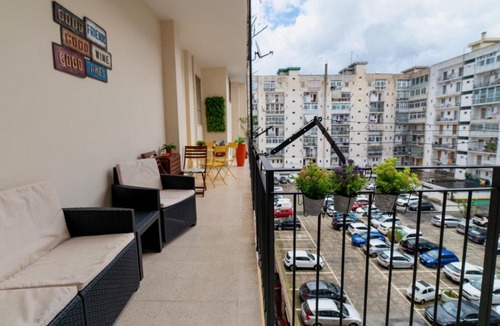 Municipio 2 Apartment | RobertONE Guest House