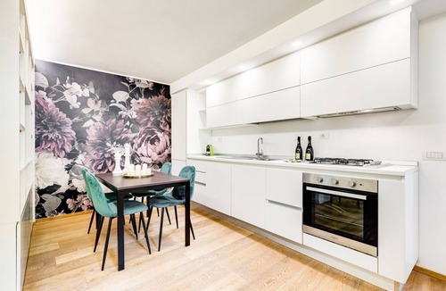 Rione III Colonna Villa | Roe Residence - Two Bedroom Villa, Sleeps 6