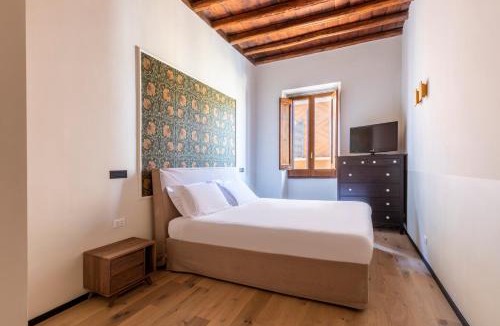 Navona Apartment | ROMAC Baullari II 4bdr near Campo de Fiori