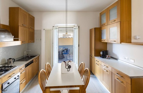 Rione IV Campo Marzio Apartment | ROMAC · Condotti Penthouse Over Spanish Steps