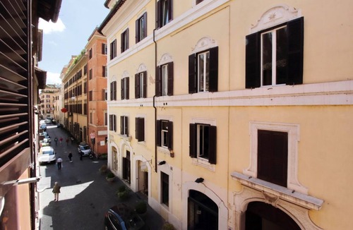 Rione IV Campo Marzio Apartment | ROMAC Condotti Suite by Spanish Steps