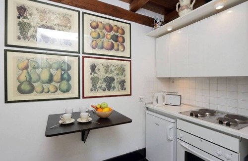Rione IV Campo Marzio Apartment | ROMAC Leone V Unique 5-bdr near the Spanish Steps