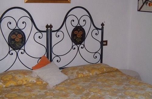Monterchi House | ROMANTIC 17C VILLA -Fabulous VIEWS-Stunning POOL Complex.HOT TUB.PIZZA OVEN.A/C