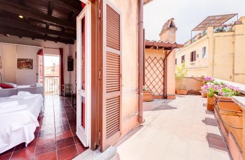 Trastevere Apartment | Romantic house with terrace