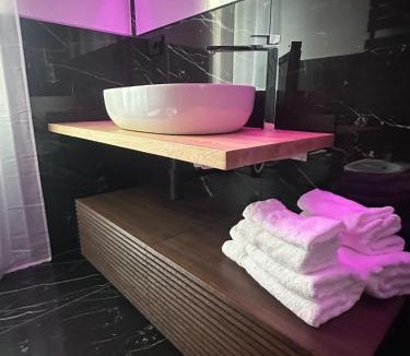 Viverone Apartment | Romantic Spa del Lago