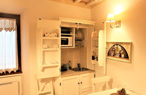 Gubbio Apartment | Romantic Suite Historic Center