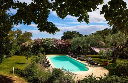 Fano Villa | Romantica villa con piscina e parco, vicinissima alla spiaggia di Fano