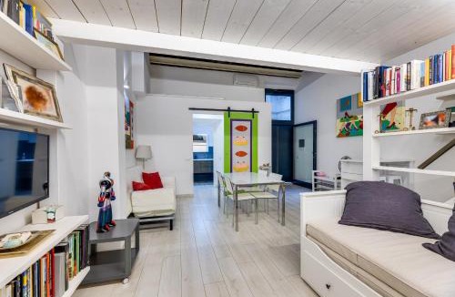 Rione XI Sant'Angelo Apartment | Rome Historic Center LOFT