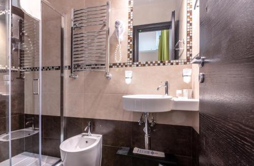 Rione III Colonna Bed & Breakfast | Rome Kings Suite