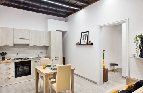 Rione VIII Sant'Eustachio Apartment | Rome Prefetti Suite Apartment