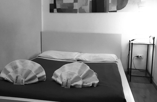 Trastevere Apartment | Rome: Self Catering Apartment - Last Minute - ROME -Trastevere - S. Cosimato - 2 bedrooms - 2 bathrooms - living room