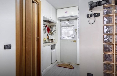 Roman Ghetto Apartment | Rome Studio Historic Center